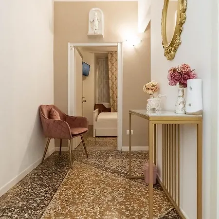 Cattedrale Di San Lorenzo Pensjonat 3*